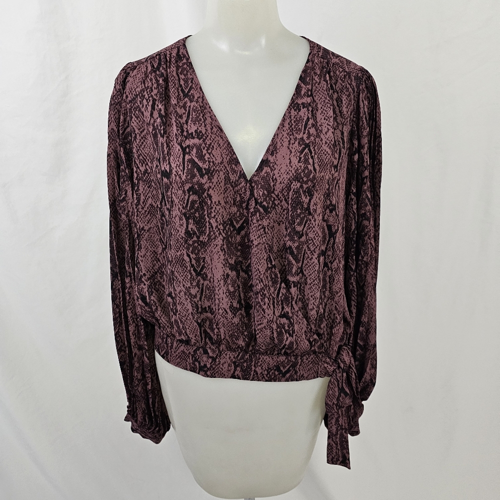 Cupcakes and Cashmere Print Twist Top with Tie Detail and Ruffled Sleeves Medium